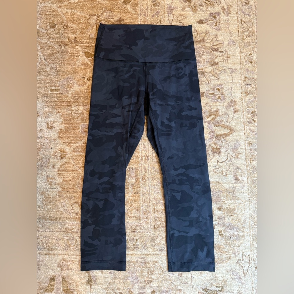 Lululemon Athletica Camo Leggings size 4